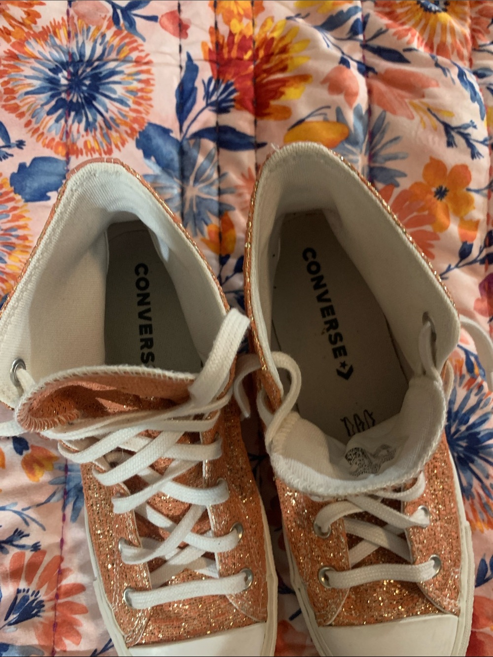 Converse - Picture 4 of 10